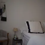 1 Bedroom In Bonne Nouvelle